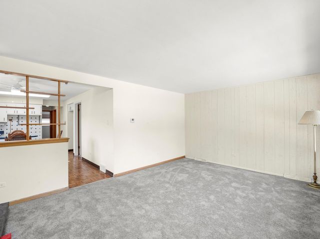 10324 S Sacramento Avenue, Chicago, IL 60655