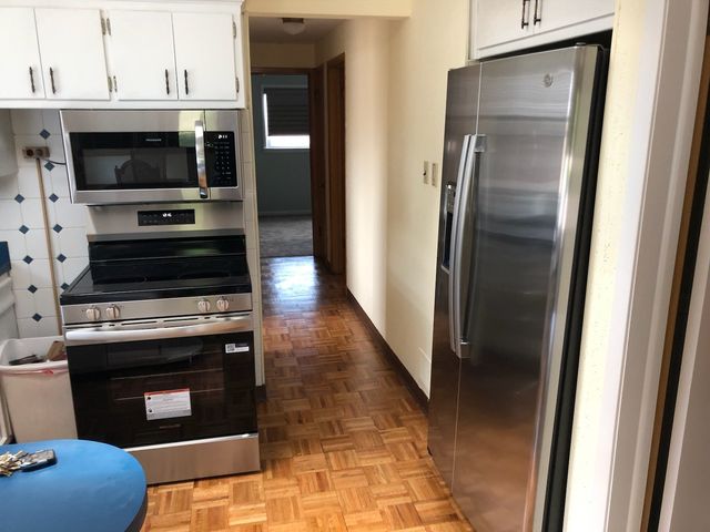 10324 S Sacramento Avenue, Chicago, IL 60655
