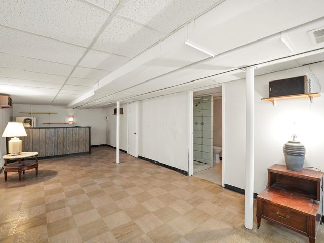 10324 S Sacramento Avenue, Chicago, IL 60655