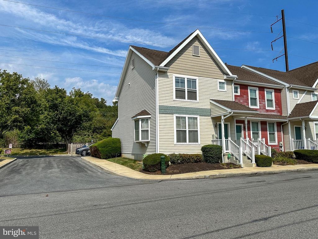 901 MERCHANT ST, Coatesville, PA 19320