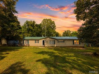 600 Hidden Lake Road, De Soto, MO 63020