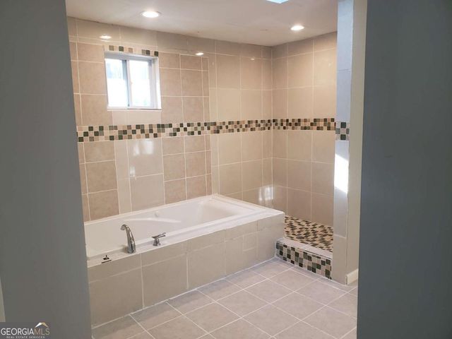 110 Chippewa Court, Riverdale, GA 30296