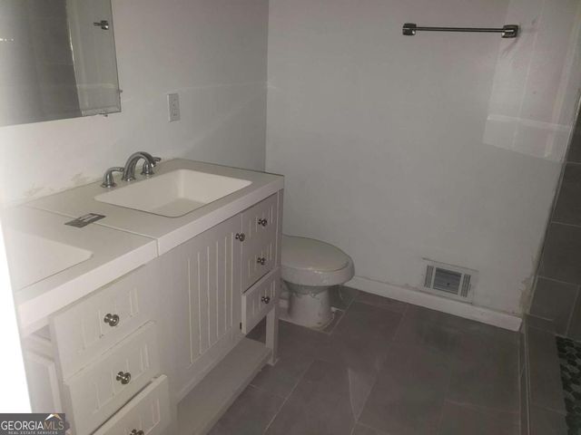 110 Chippewa Court, Riverdale, GA 30296