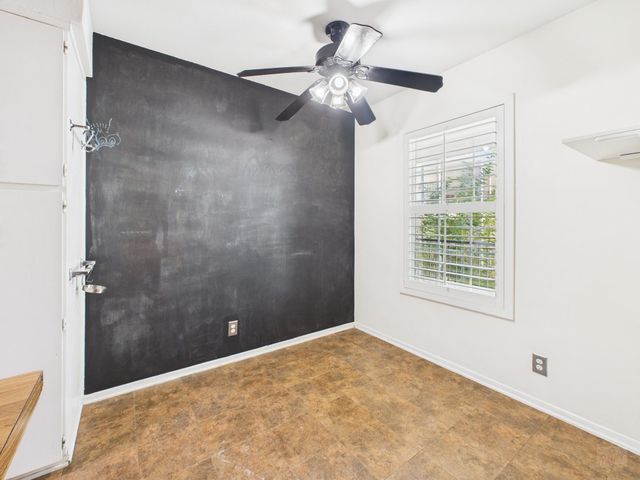910 Duncan LN 26, Austin, TX 78705