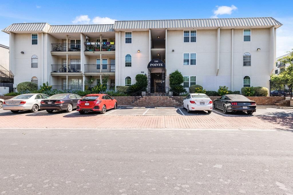 910 Duncan LN 26, Austin, TX 78705