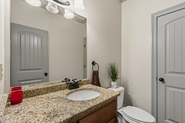 107 WATERS EDGE CV, Atoka, TN 38004