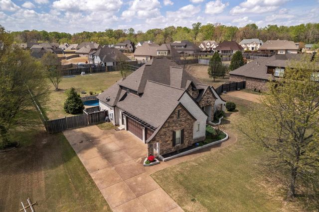 107 WATERS EDGE CV, Atoka, TN 38004