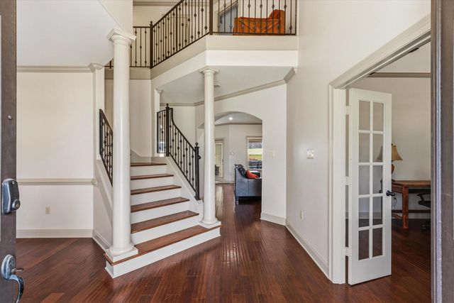 107 WATERS EDGE CV, Atoka, TN 38004