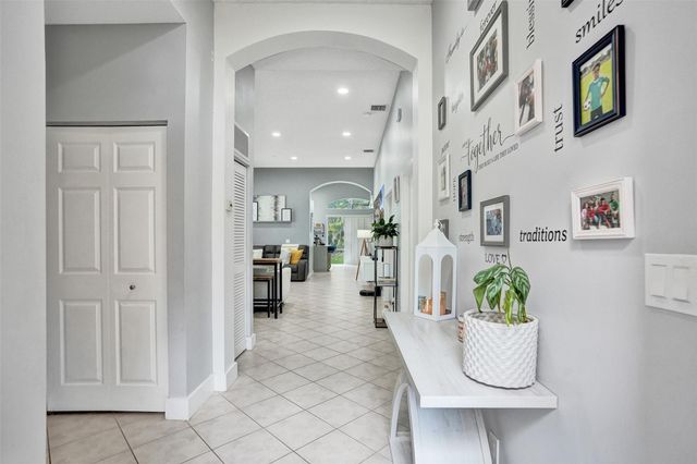 5137 Heron Place, Coconut Creek, FL 33073