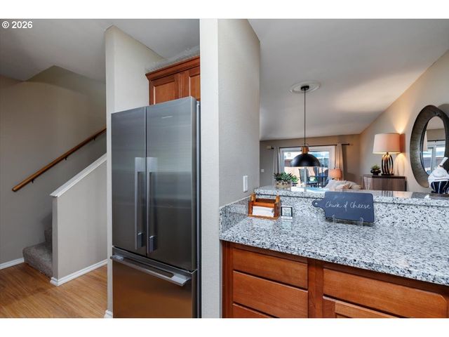 28740 Sw PARKWAY Ave, Wilsonville, OR 97070