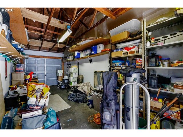 28740 Sw PARKWAY Ave, Wilsonville, OR 97070