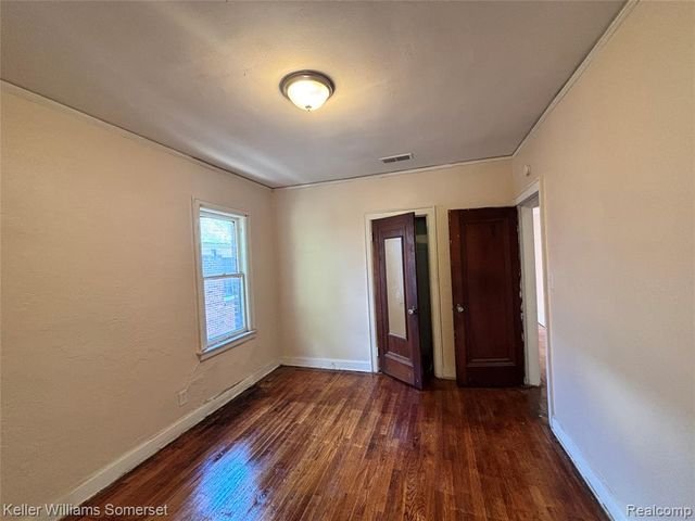 17606 Roselawn Street, Detroit, MI 48221