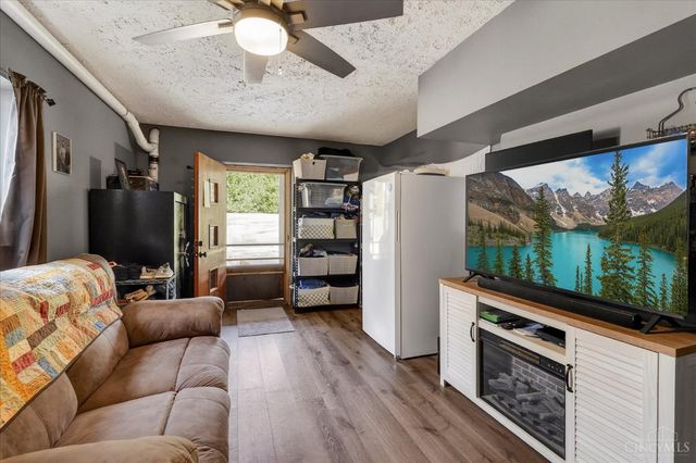 6910 Brad Road, Paint Twp, OH 45133