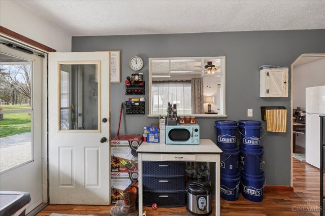 6910 Brad Road, Paint Twp, OH 45133