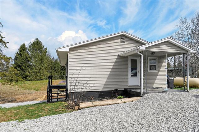 6910 Brad Road, Paint Twp, OH 45133