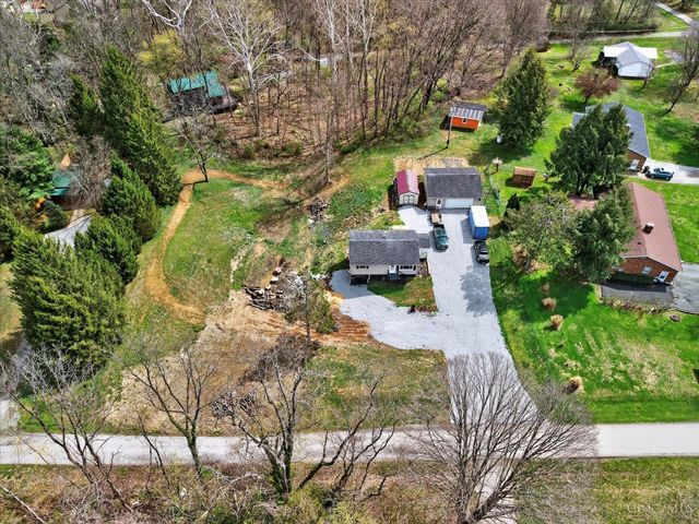 6910 Brad Road, Paint Twp, OH 45133