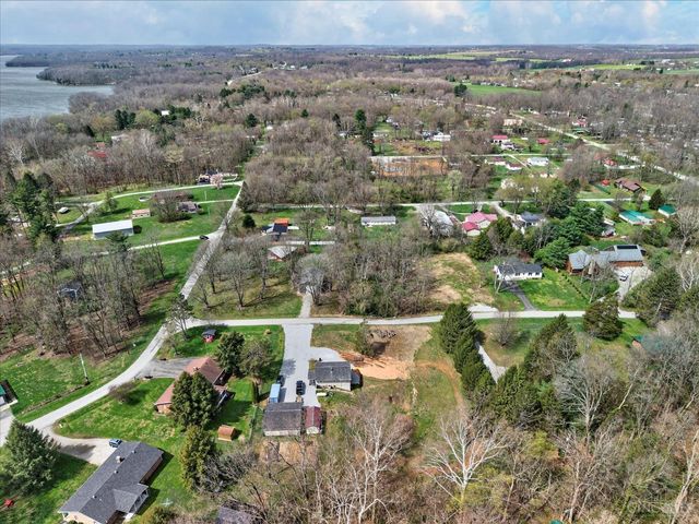 6910 Brad Road, Paint Twp, OH 45133