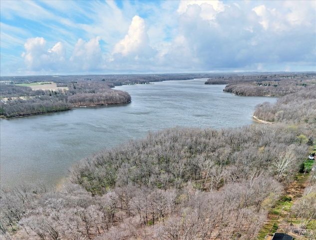 6910 Brad Road, Paint Twp, OH 45133