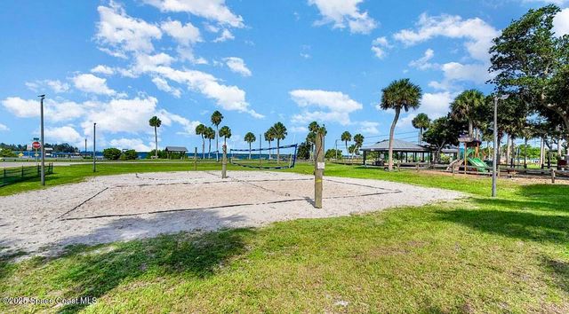 898 Riviera Avenue, Sebastian, FL 32958