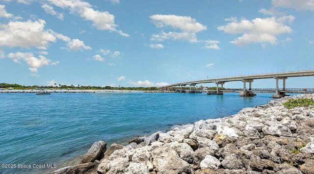 898 Riviera Avenue, Sebastian, FL 32958