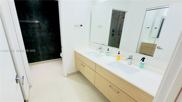 600 NE 27th Street 604, Miami, FL 33137