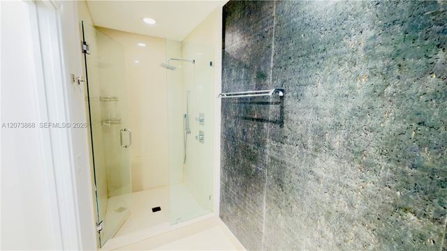 600 NE 27th Street 604, Miami, FL 33137