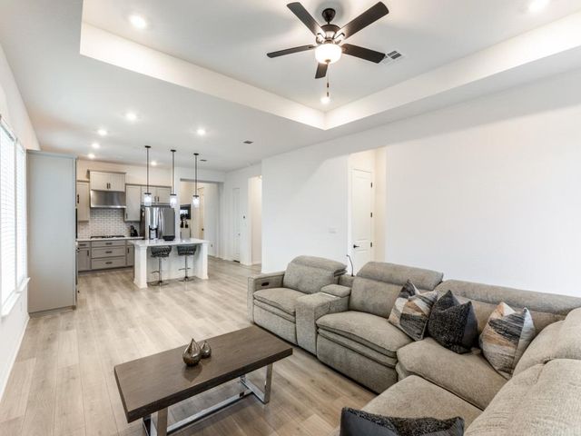 142 Milam Creek DR, Kyle, TX 78640