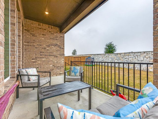 142 Milam Creek DR, Kyle, TX 78640