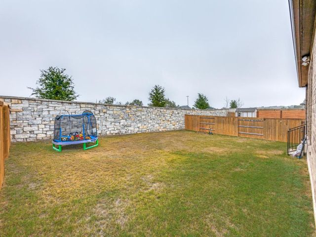 142 Milam Creek DR, Kyle, TX 78640