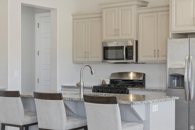 701 N MILLCREEK SPRINGS DR, Washington, UT 84780