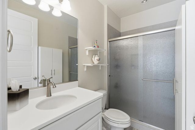 701 N MILLCREEK SPRINGS DR, Washington, UT 84780