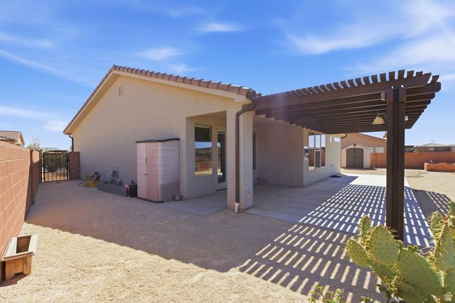 701 N MILLCREEK SPRINGS DR, Washington, UT 84780