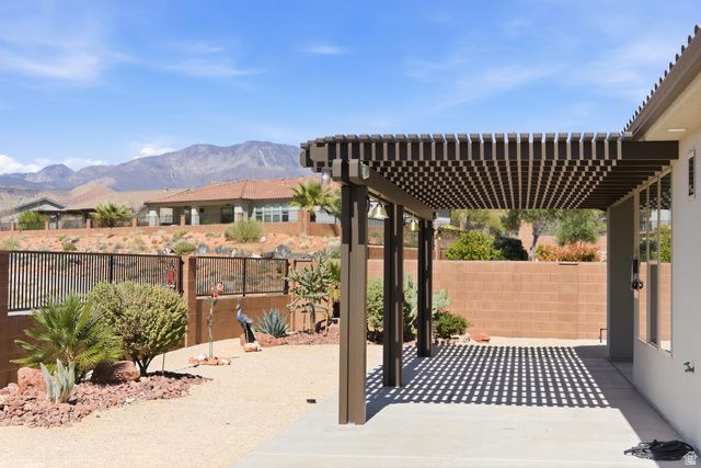 701 N MILLCREEK SPRINGS DR, Washington, UT 84780