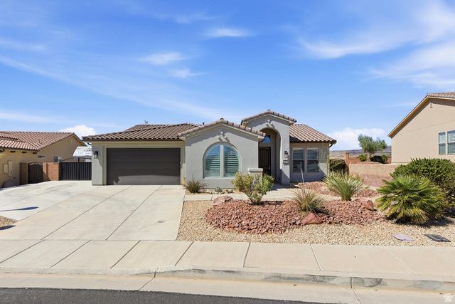 701 N MILLCREEK SPRINGS DR, Washington, UT 84780