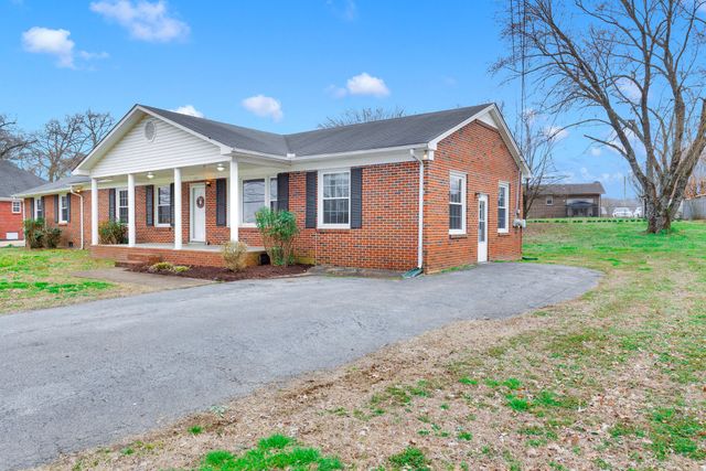 1011 Vales Mill Rd, Pulaski, TN 38478