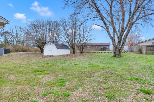 1011 Vales Mill Rd, Pulaski, TN 38478