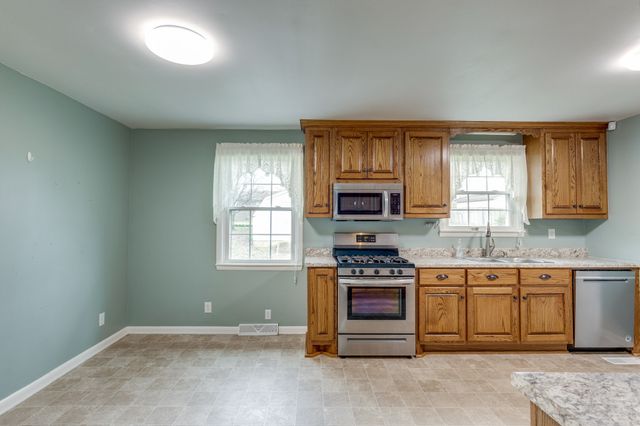 1011 Vales Mill Rd, Pulaski, TN 38478