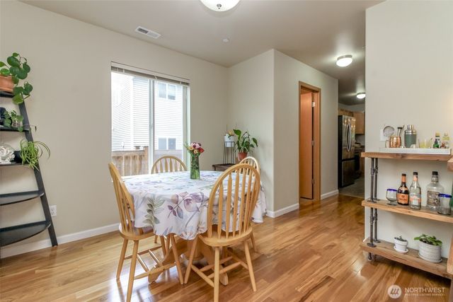 21648 SE 297th Terrace, Kent, WA 98042
