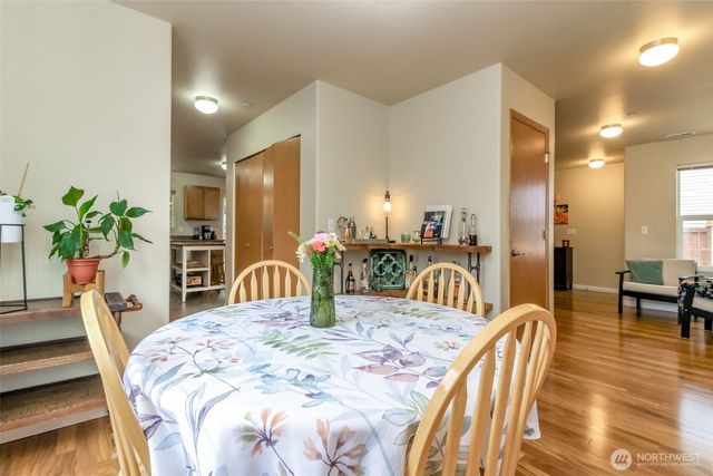 21648 SE 297th Terrace, Kent, WA 98042