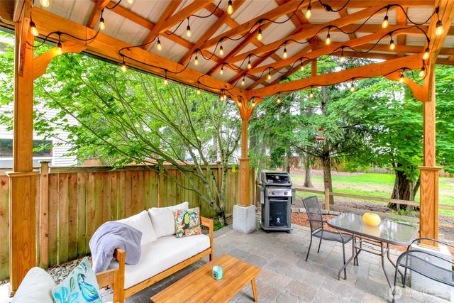 21648 SE 297th Terrace, Kent, WA 98042
