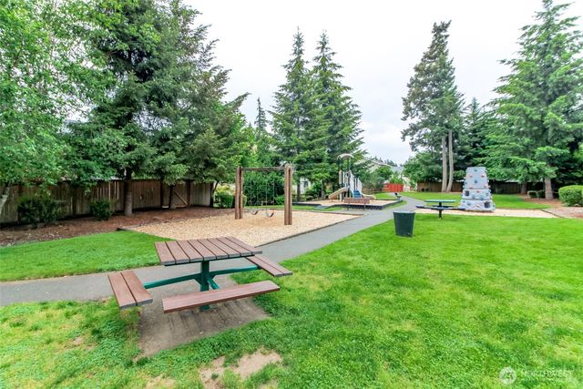 21648 SE 297th Terrace, Kent, WA 98042