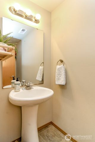 21648 SE 297th Terrace, Kent, WA 98042