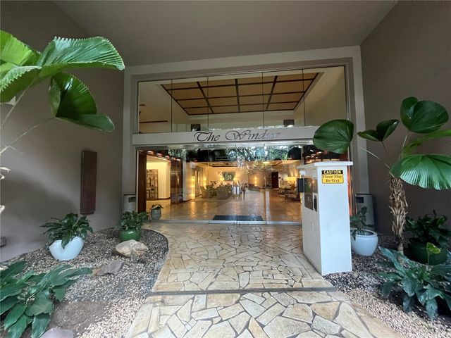 343 Hobron Lane 702, Honolulu, HI 96815