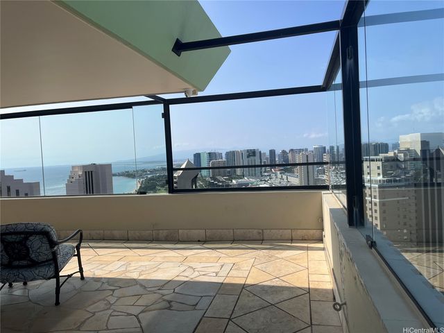343 Hobron Lane 702, Honolulu, HI 96815