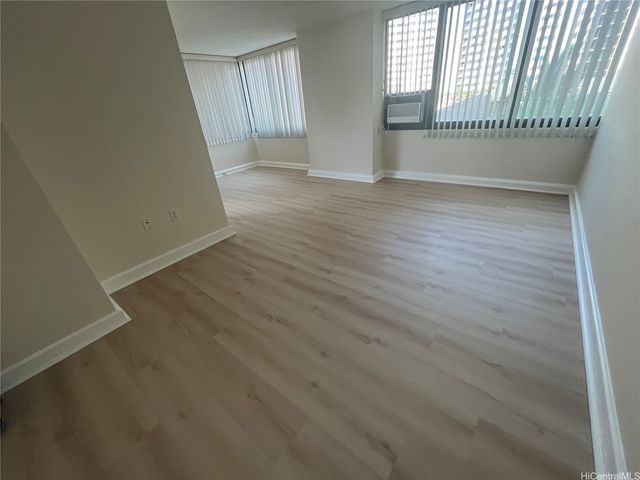 343 Hobron Lane 702, Honolulu, HI 96815