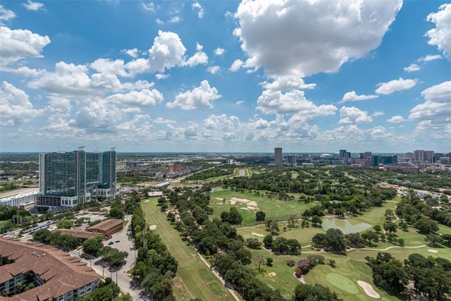 1701 Hermann Drive 34L, Houston, TX 77004