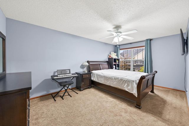 1956 Commonwealth Boulevard 2, Chanhassen, MN 55317