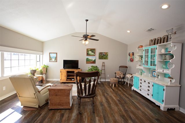 1250 Canyon Road, Graham, TX 76450