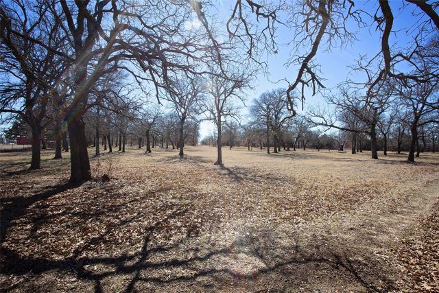 1250 Canyon Road, Graham, TX 76450