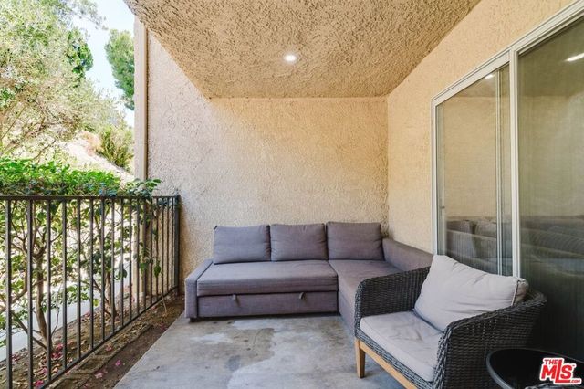 9659 Via Torino 149, Burbank, CA 91504